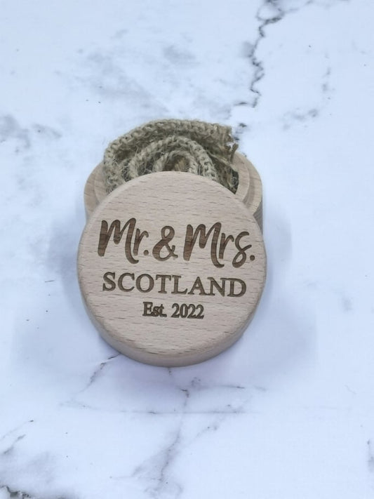 Mr & Mrs - Personalised Ring Box - Round